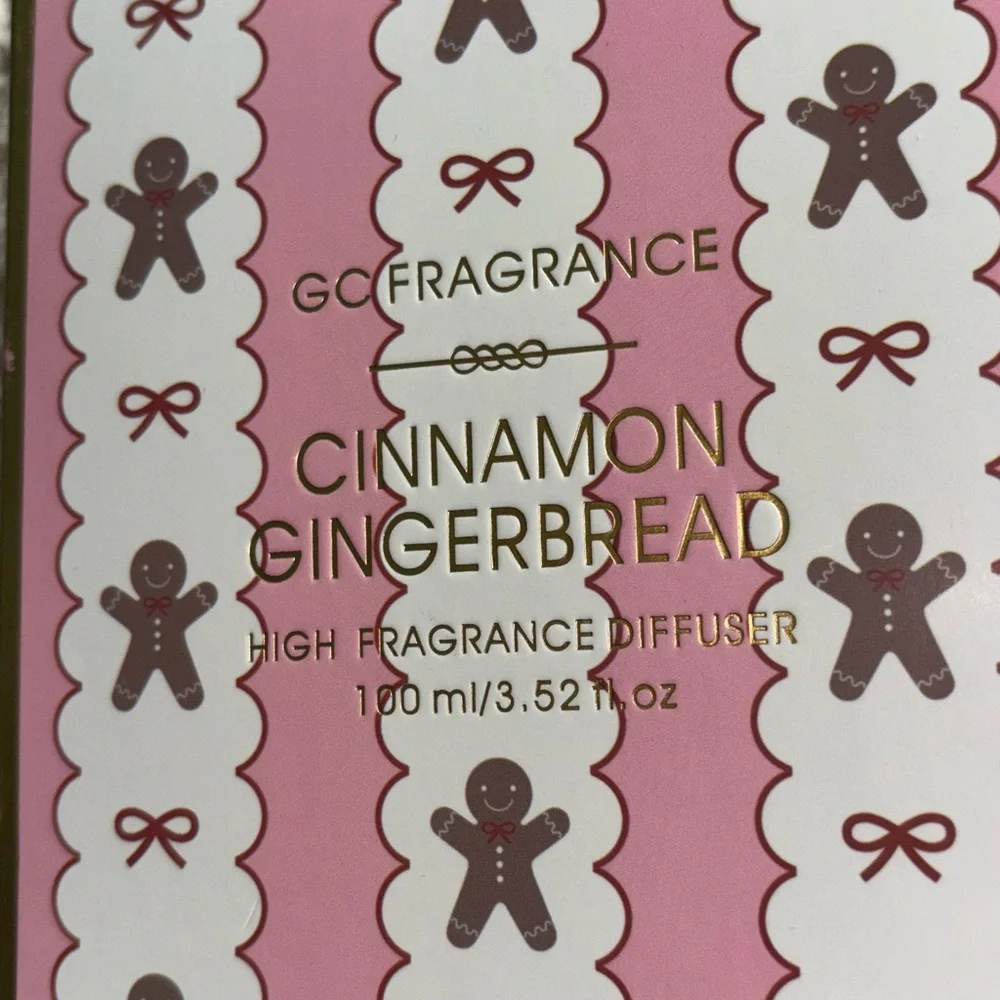 Cinnamon Gingerbread Fragrance Diffuser - Red